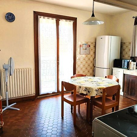Spacieux Appartement Proche Centre Et Piscine Кондом Экстерьер фото