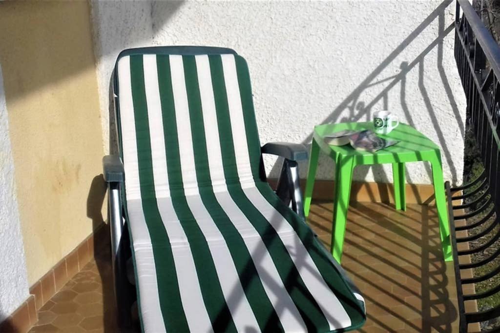 Spacieux Appartement Proche Centre Et Piscine Кондом Экстерьер фото