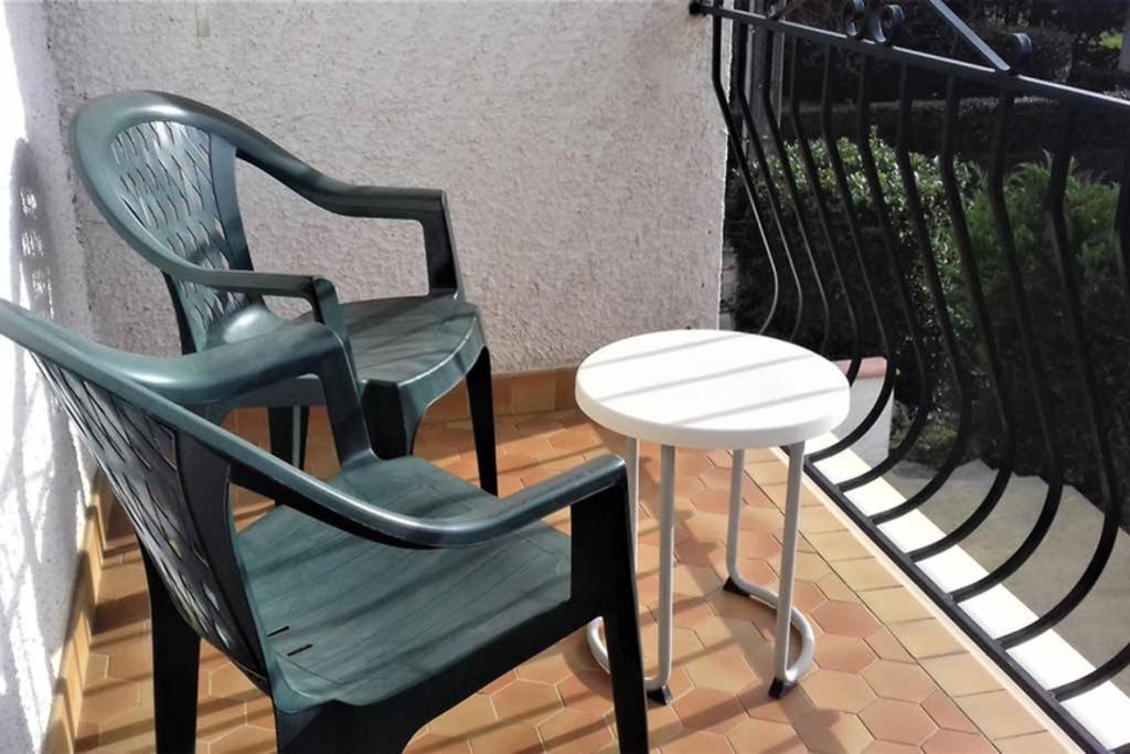 Spacieux Appartement Proche Centre Et Piscine Кондом Экстерьер фото