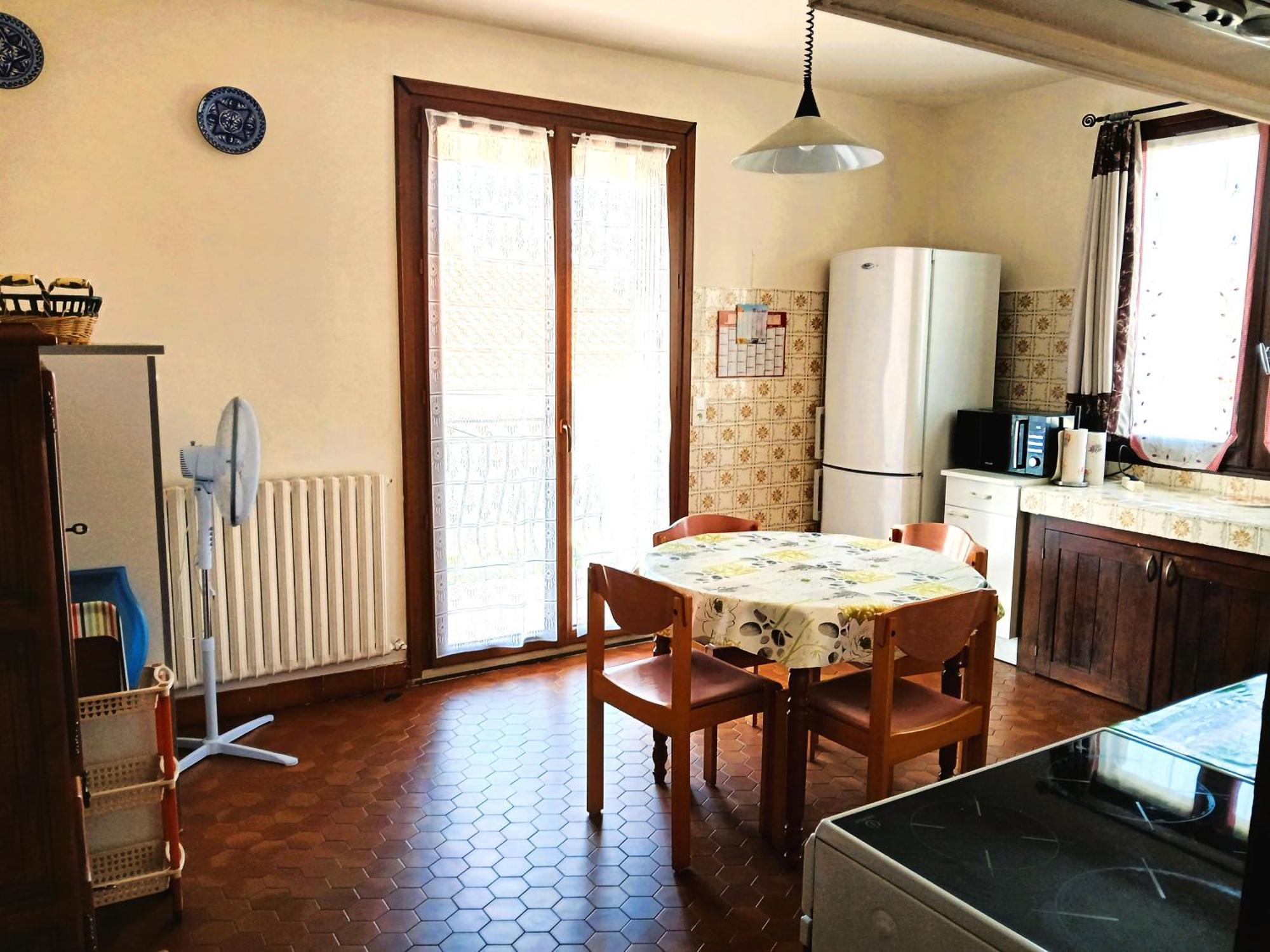 Spacieux Appartement Proche Centre Et Piscine Кондом Экстерьер фото